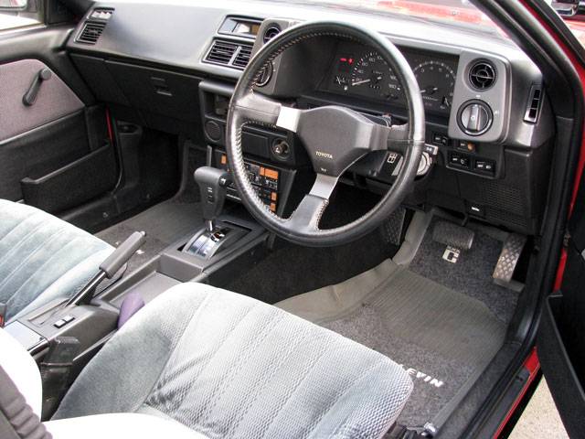 Also just look at that interior 1987 Red Panda Toyota Corolla Levin AE86