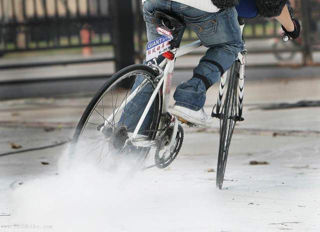 Initial B: Bicycle drifting!