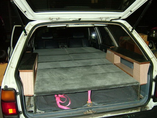 Even a bed in the Carina Surf