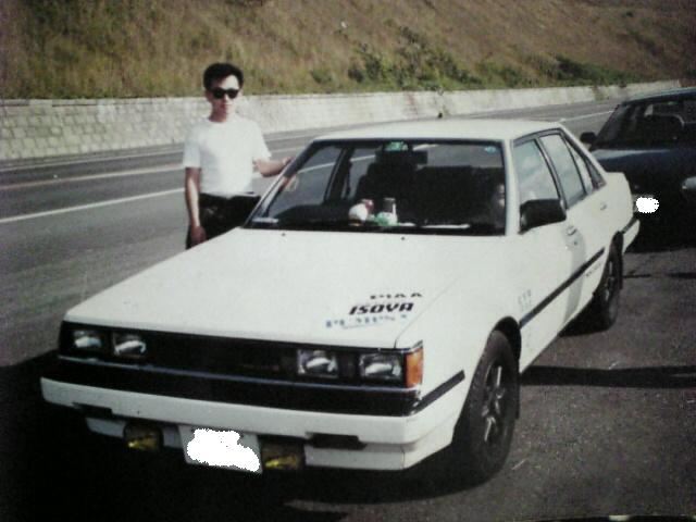 Toyota Carina GT-R running in the 90s!