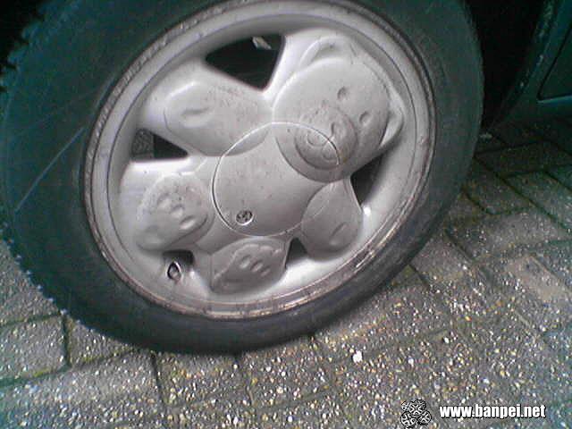 Down on the Street: Ronal Bear rims on a Mazda 121