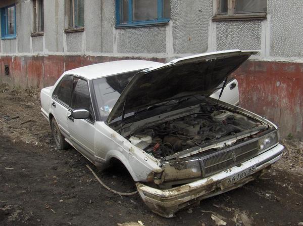 Dumped Nissan Cedric Y31 in Russia