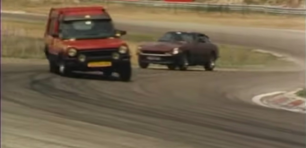 Simca Matra Ranchero versus Datsun 260Z car chase at Zandvoort