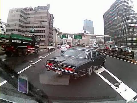 Careless driver wrecks this Toyota Century