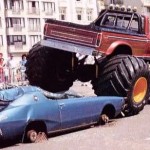 WTF: Monstertruck crushing a Skyline C110
