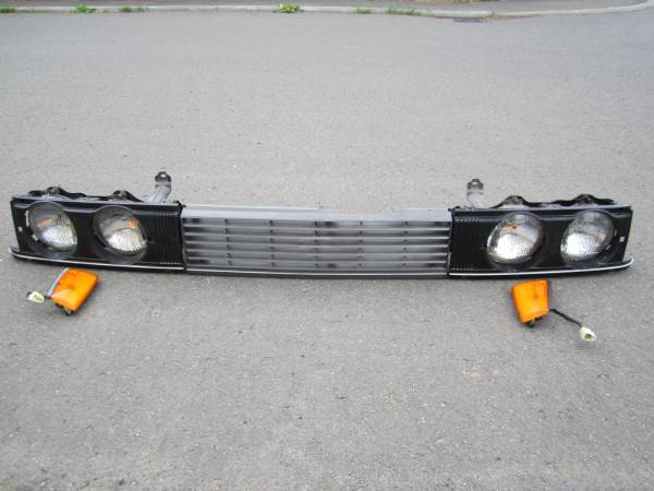 Carina KA67 headlights and Corona YT140 grille