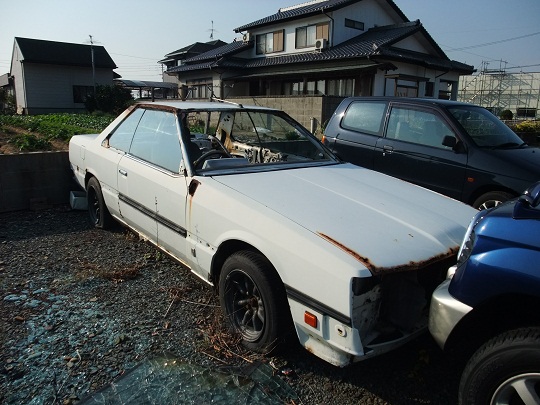 Nissan Skyline RS R30 rustoseum