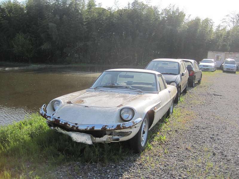 rusty Mazda Cosmo Sport 110