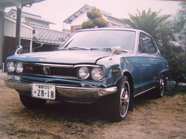 Wrecked Nissan Skyline KPC10