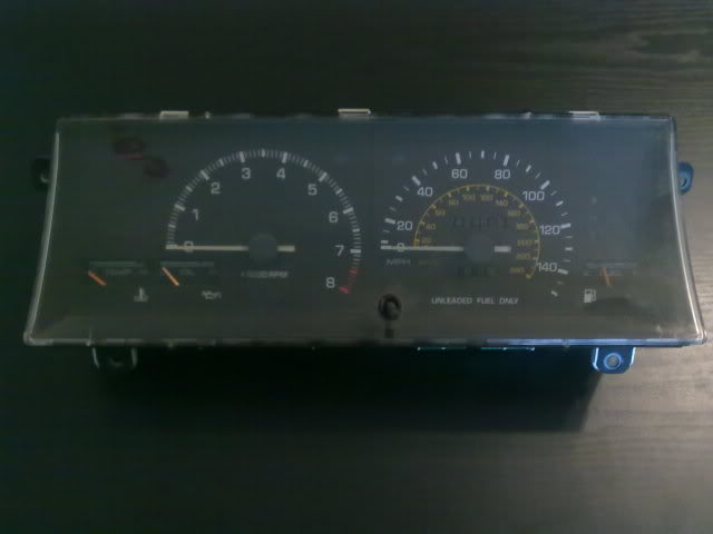 USDM zenki Toyota Corolla GTS AE86 gauge cluster