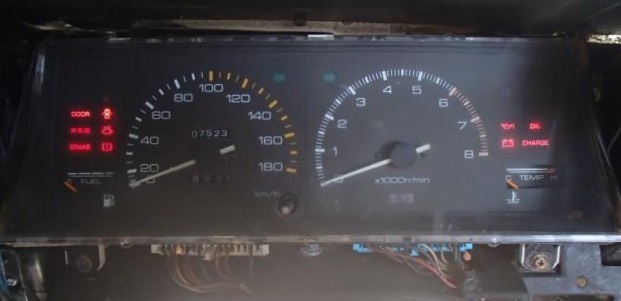 Zenki 2-door SE and 3-door SR AE85 gauge cluster