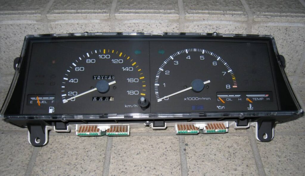 Zenki (early) JDM AE86 Levin & Trueno GT & GT-V gauge cluster