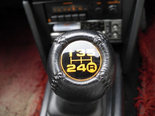 Toyota Sprinter Trueno AE86 Black Limited Gearshift knob