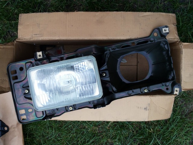 Carina AA63 Double headlights assembly