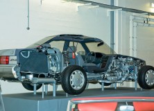 Picture of the Week: cutaway Lexus LS400