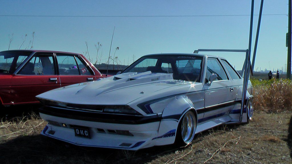 Sharknosed zokusha (Toyota Soarer MZ10)