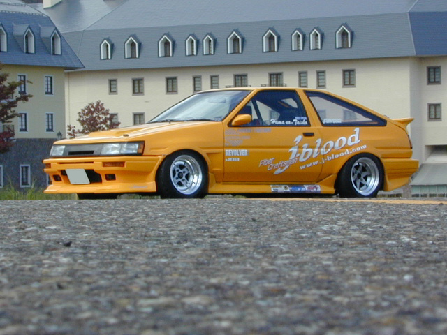 Toyota AE86 J-blood body kit