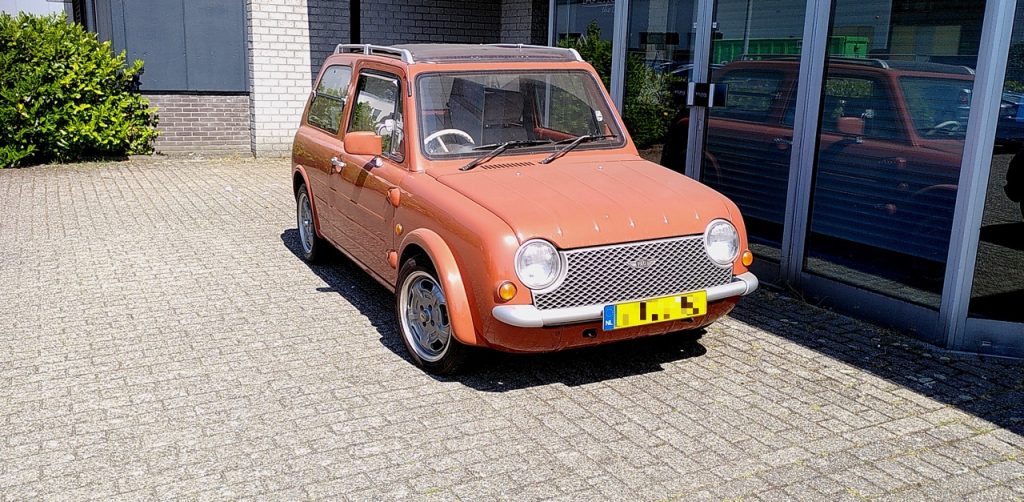 Terracotta 1990 Nissan Pao