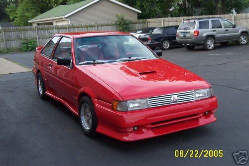 AE86 wall of shame: Corolla GT-S with Levin complex