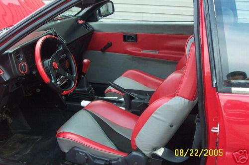 AE86 wall of shame: Corolla GT-S with Levin complex sex-spec interior