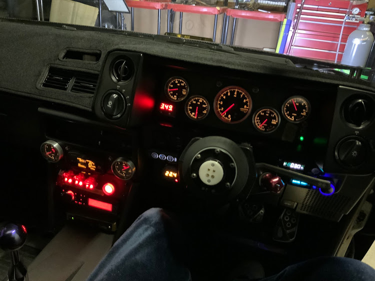 Sprinter Trueno Black Limited with Lambo scissor doors - custom gauge cluster