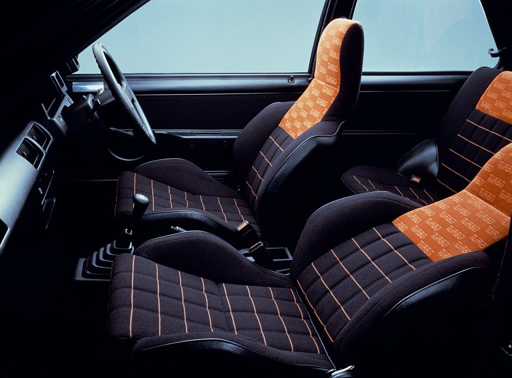 Nissan March Turbo K10 interior