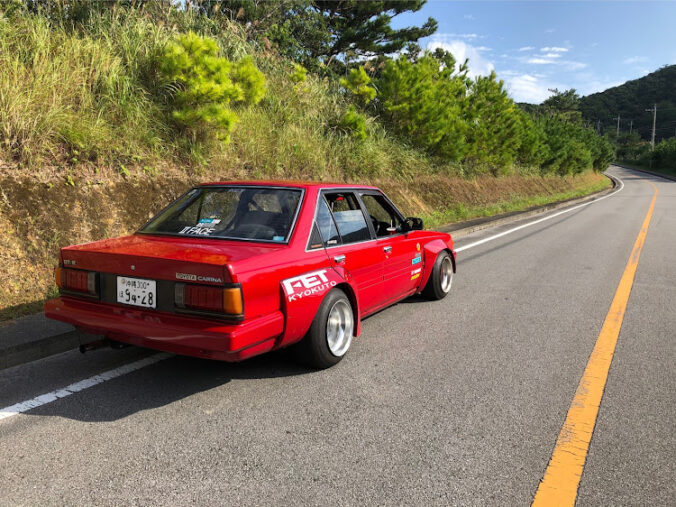 Toyota Carina GT-R AA63 with N2 over fenders