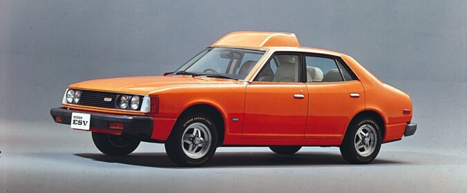 The 1973 Nissan ESV had one thing in common with a sub: the periscope!