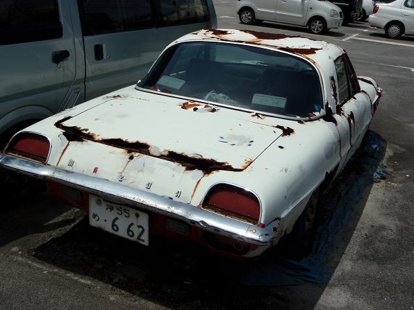 Just some cosmetic damage on this Mazda Cosmo Sports series II