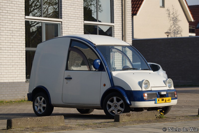 Nissan S-Cargo by Niels de Wit