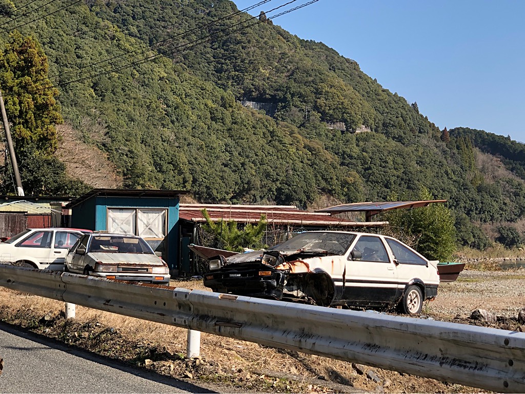 Heaven or hell? This place has five wrecked and rusty AE85s and AE86es!
