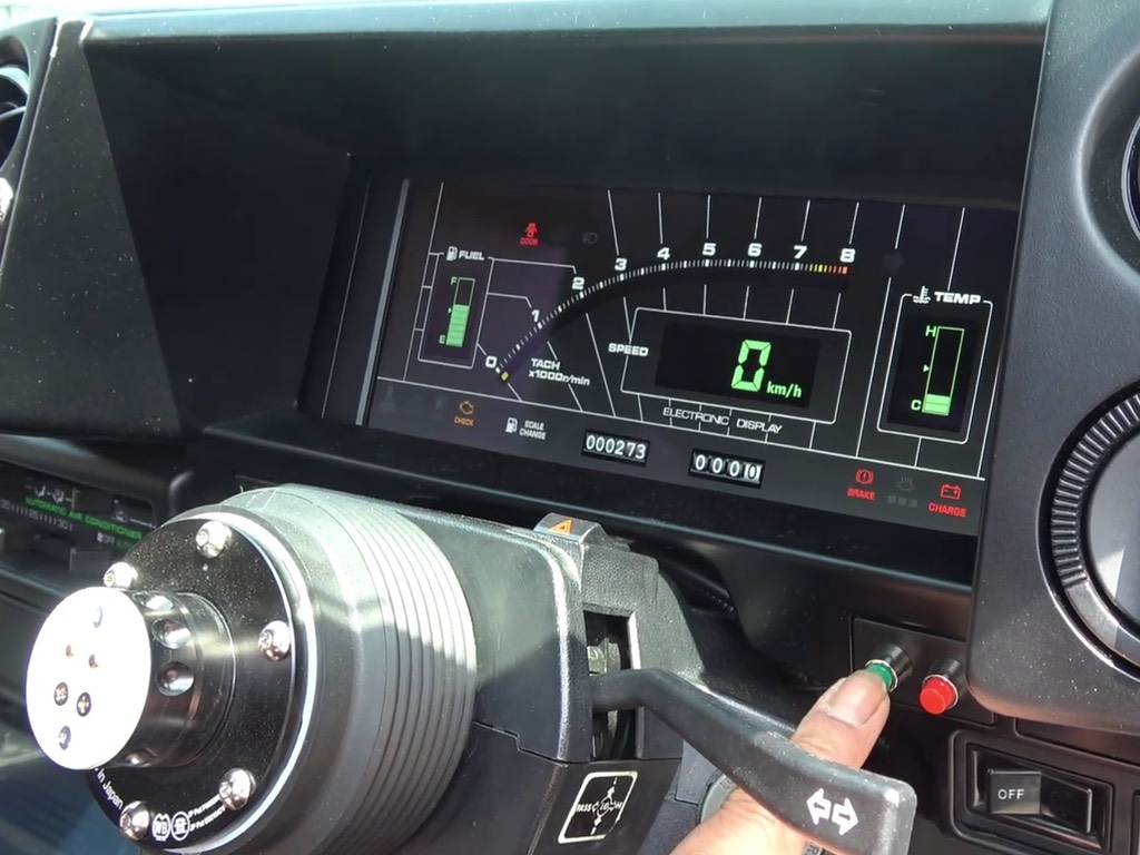 Tec-Art's AE86 gauge panel - kouki digital gauge cluster