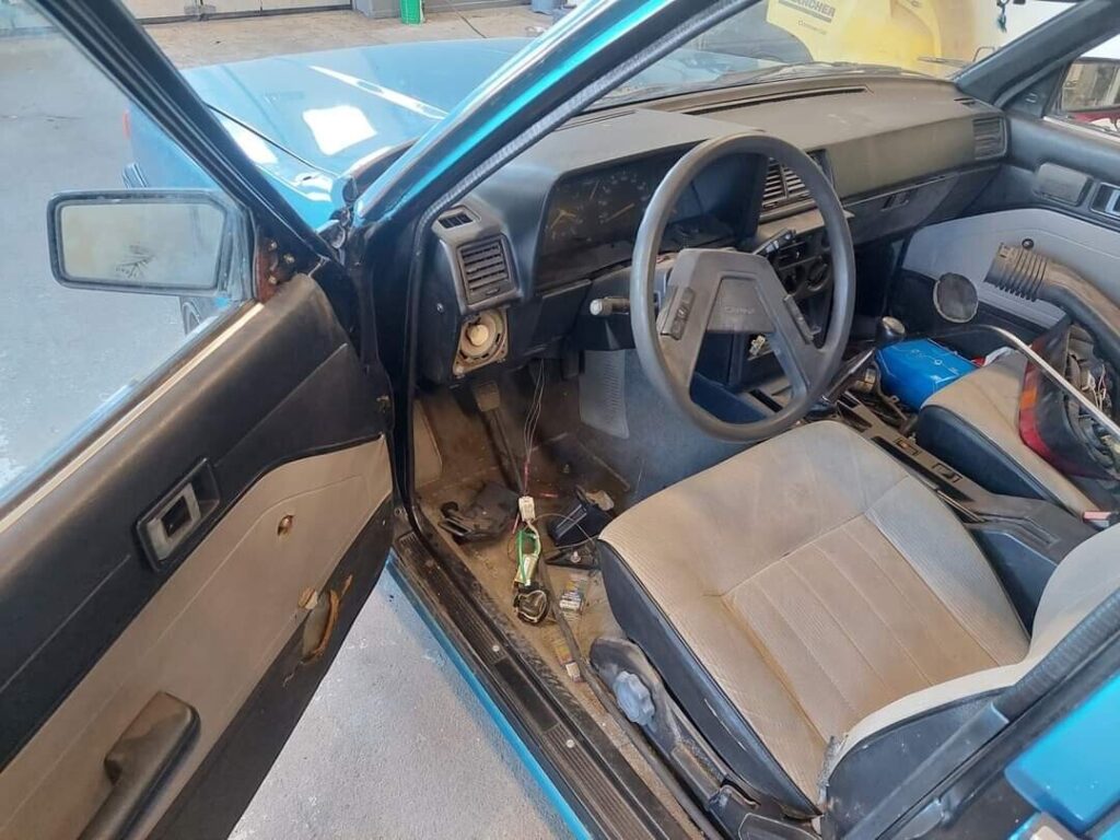 The interior is a mess, but the shifter is in the right position!