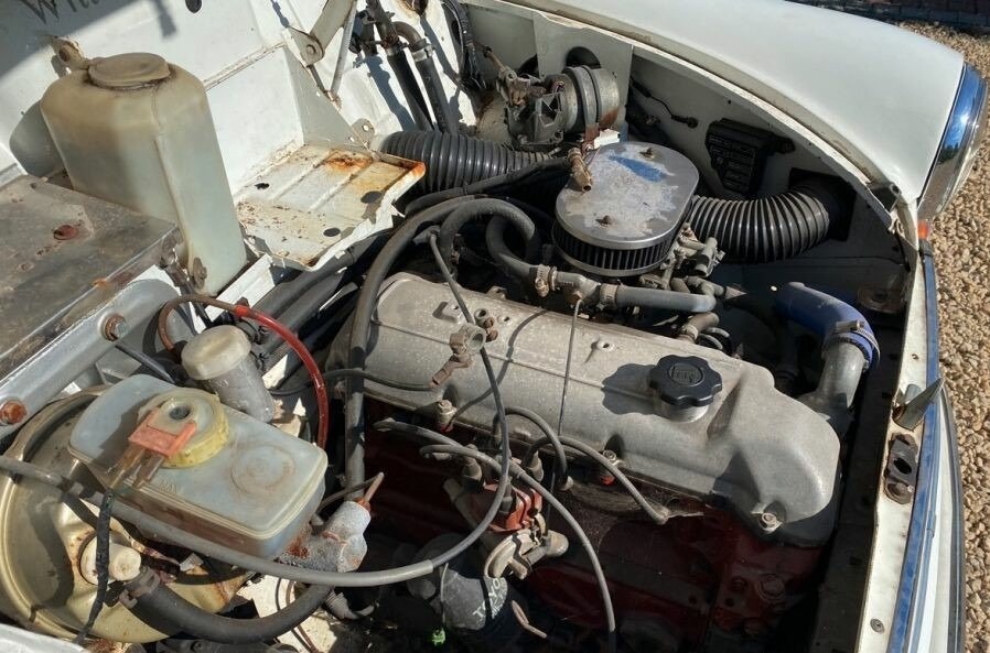 What is this Toyota mystery engine? It's an 18R-C!